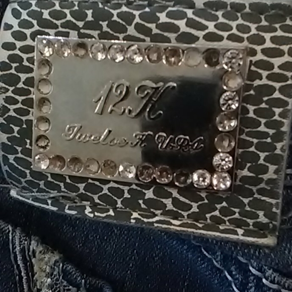 Twelve K worn look jeans - Picture 7 of 8